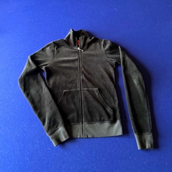 Juicy Couture Black Long Sleeve Zip Up Velour Jacket Girls Size Petite - Picture 2 of 4